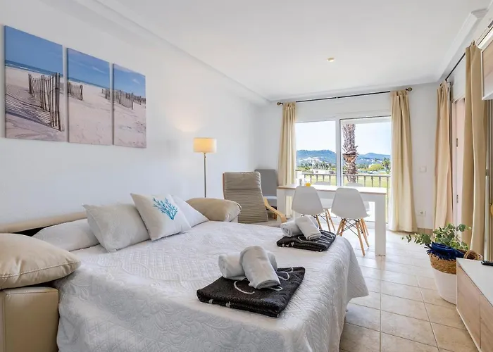 아파트 Aurora By Aguilarent *